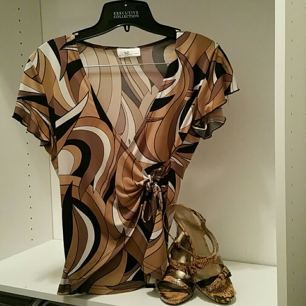 Brown/Tan Blouse with Black & White Accents